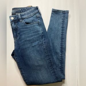 American Eagle jeans super stretch Size 8 women’s